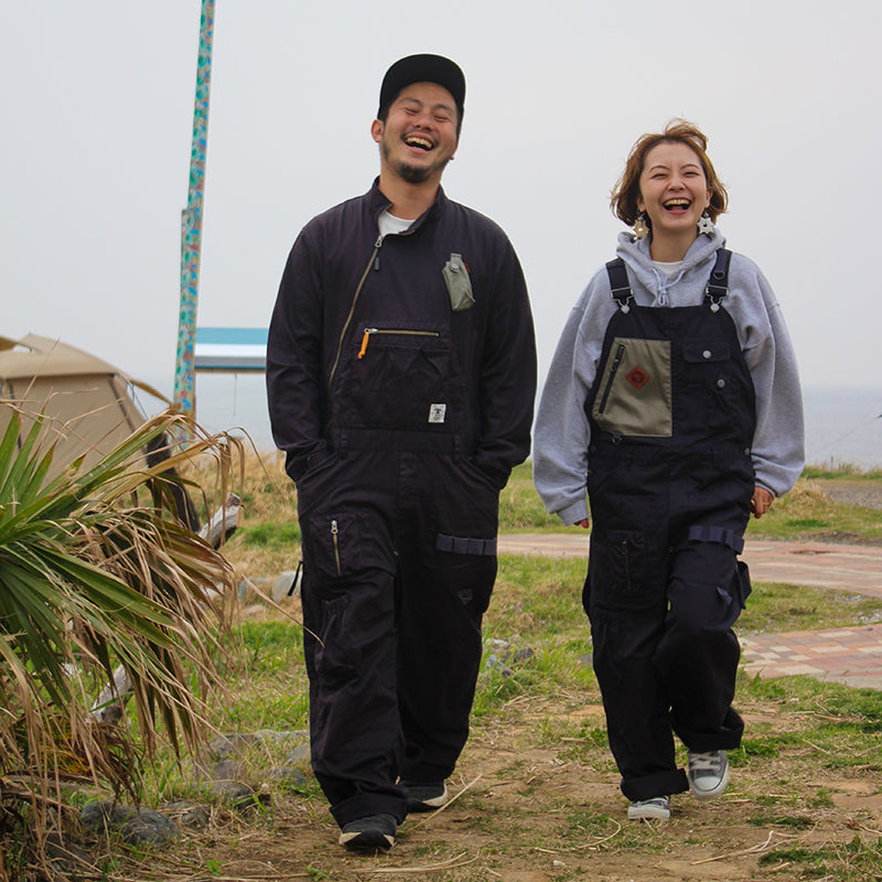 HIASOBI CAMPER BIG BEN OVERALL BLACKDENIM