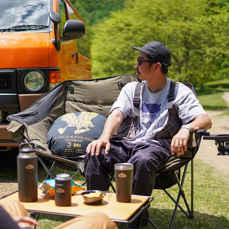 60/40 CLOTH TWIN SOFA CHAIR (BROWN)