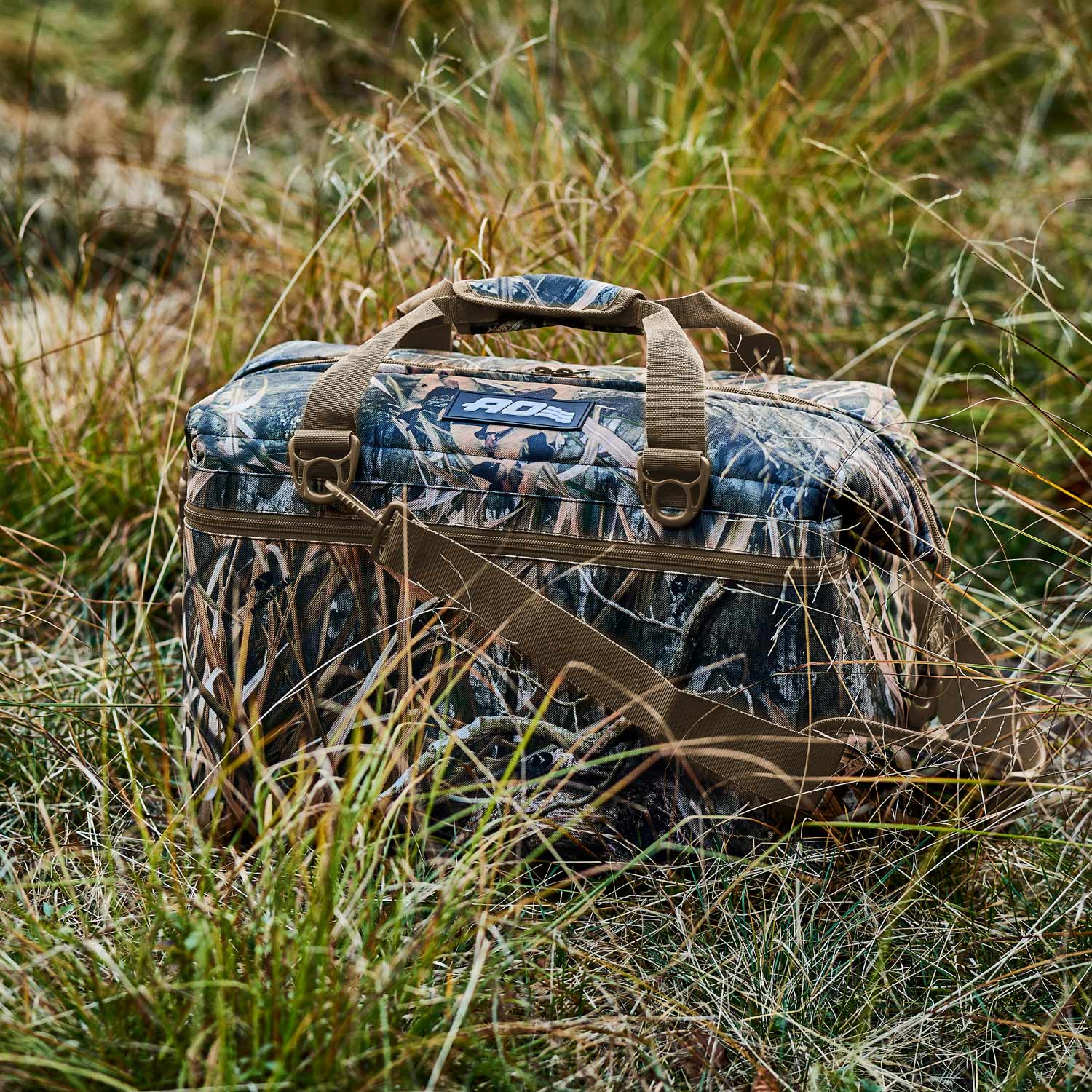 AO Coolers(エーオークーラーズ) 24パック キャンバス ソフトクーラー ハビタット